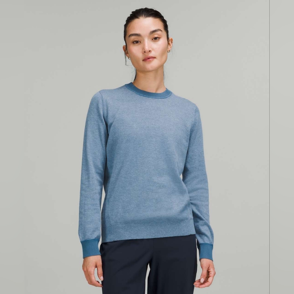 Lululemon Silk-Blend Crewneck SweaterHeathered Soft Denim Sz 6